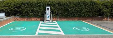 INAUGURAZIONE COLONNINA RICARICA ELETTRICA